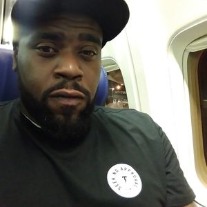 Meet your Posher, Adrian